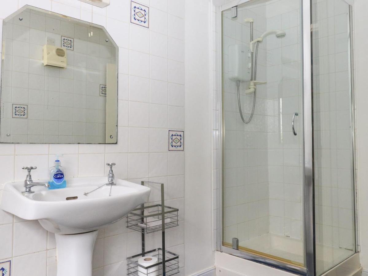 הוילה דוליש Clarendon House מראה חיצוני תמונה